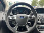 Ford Focus 2013 Punainen