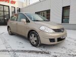 Nissan Tiida 2010 Hopea