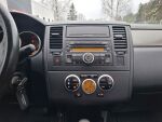 Nissan Tiida 2010 Hopea