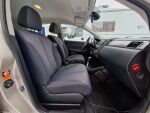 Nissan Tiida 2010 Hopea