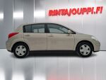 Nissan Tiida 2010 Hopea