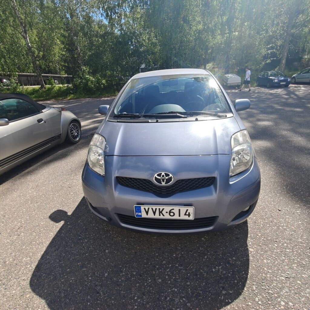 Toyota Yaris 2010 Sininen
