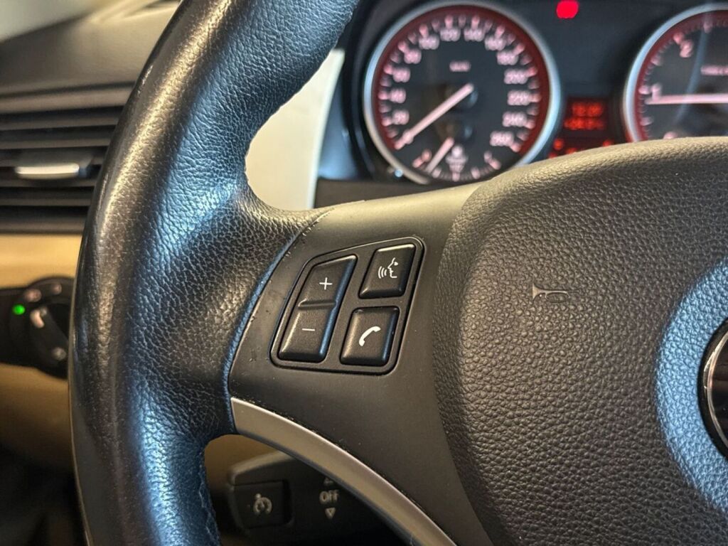 BMW X1 2010 Musta