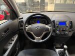 Hyundai i30 2010 Punainen