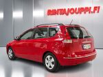 Hyundai i30 2010 Punainen