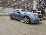 Mercedes-Benz E 2010 Sininen