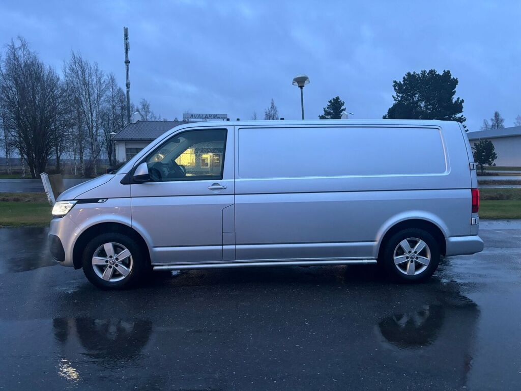 Volkswagen Transporter 2022 Harmaa