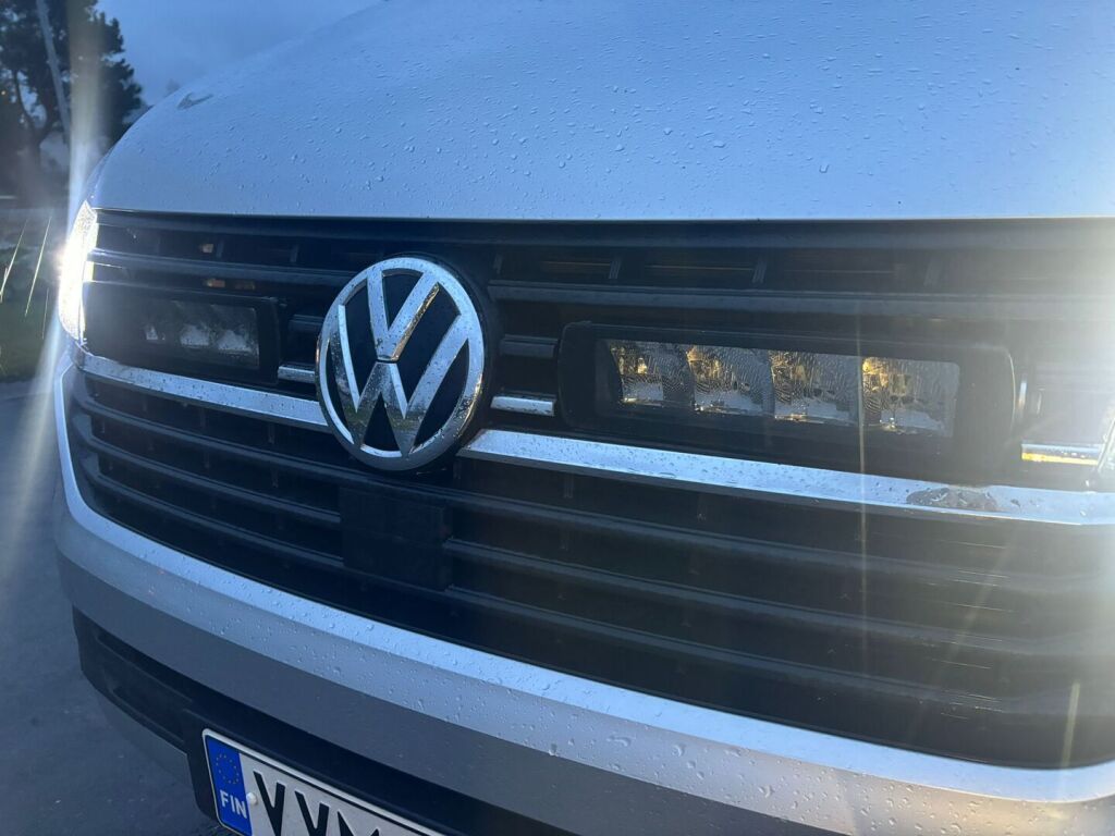 Volkswagen Transporter 2022 Harmaa