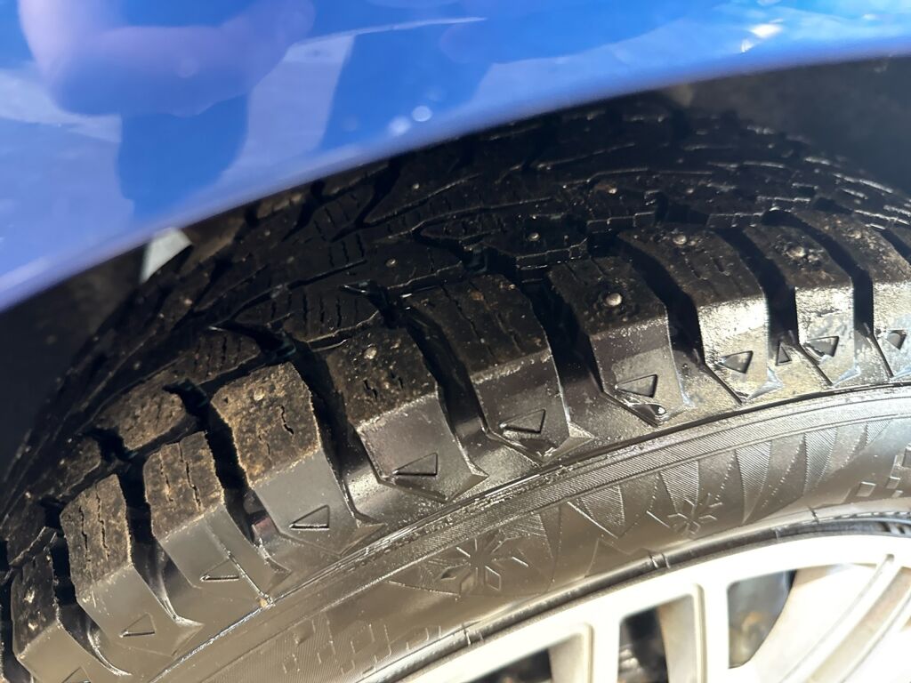 Peugeot 206+ 2010 Sininen