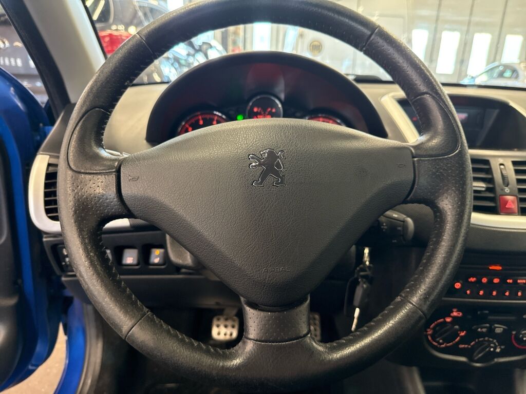 Peugeot 206+ 2010 Sininen