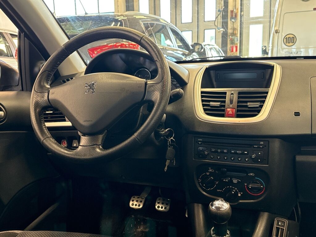 Peugeot 206+ 2010 Sininen