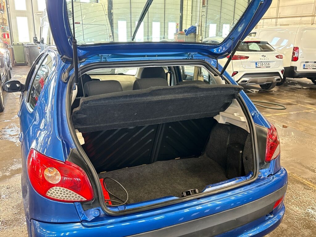 Peugeot 206+ 2010 Sininen