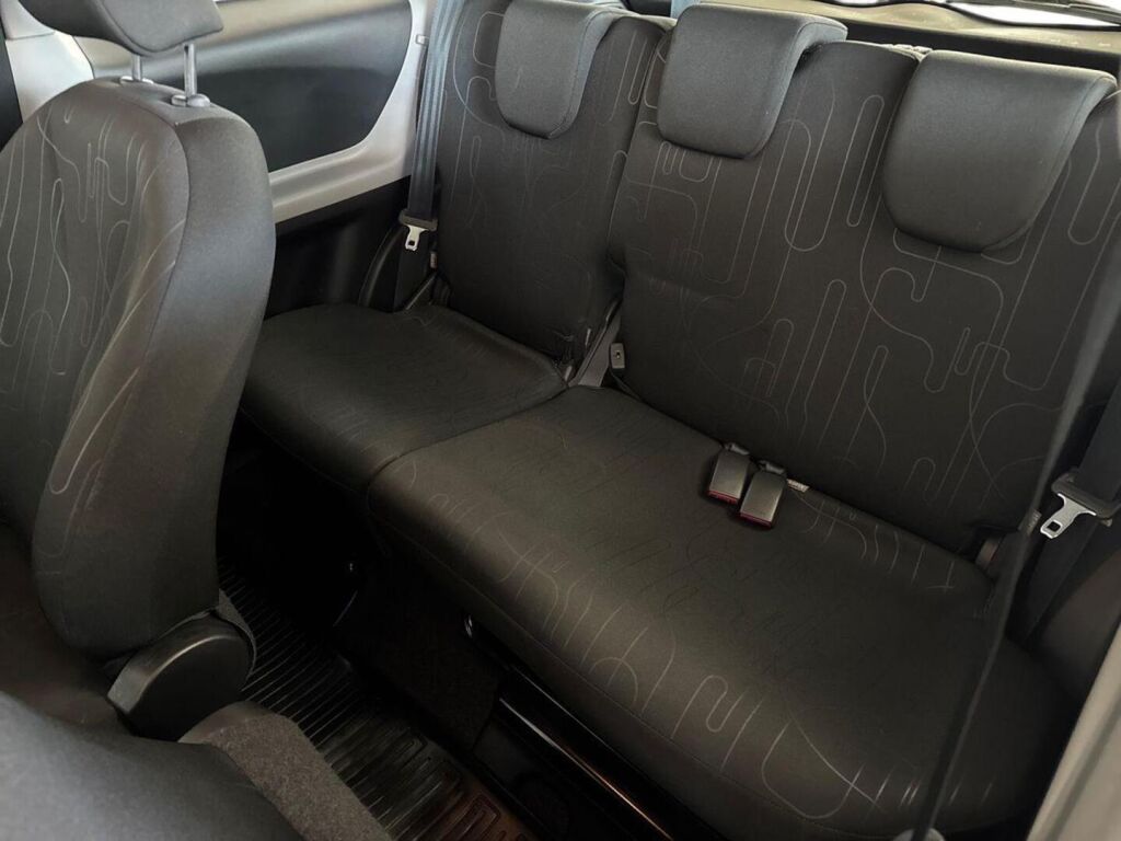 Toyota Yaris 2010 Harmaa