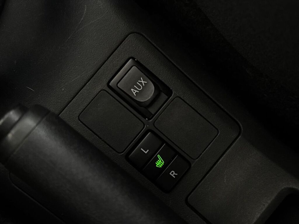 Toyota Yaris 2010 Harmaa