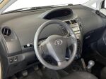 Toyota Yaris 2010 Harmaa