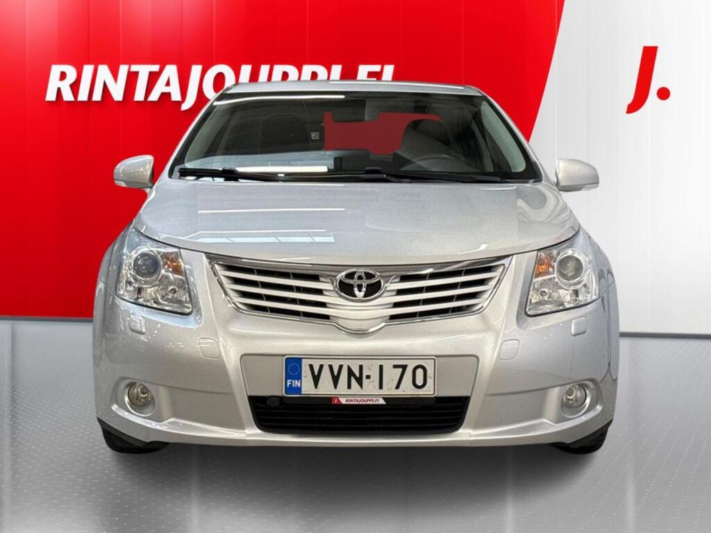 Toyota Avensis 2011 Hopea