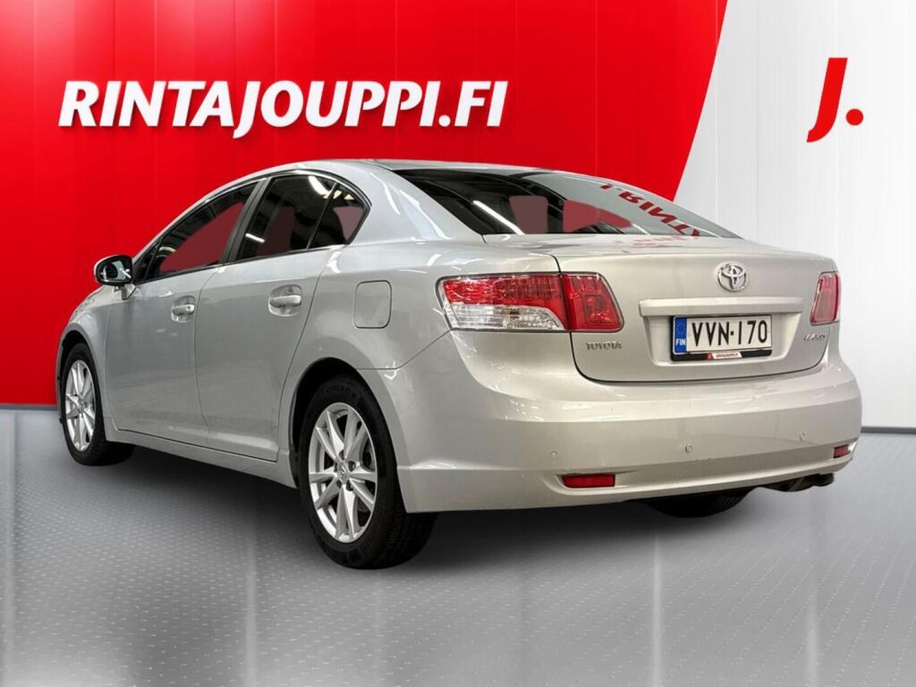 Toyota Avensis 2011 Hopea