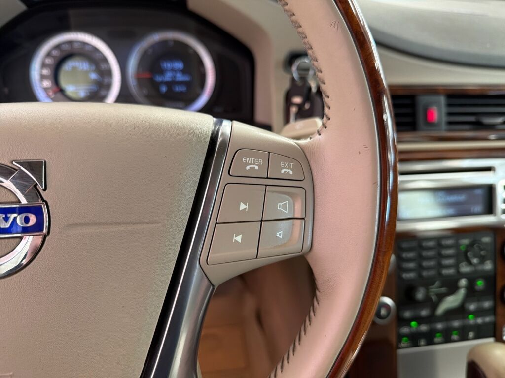 Volvo S80 2011 Musta