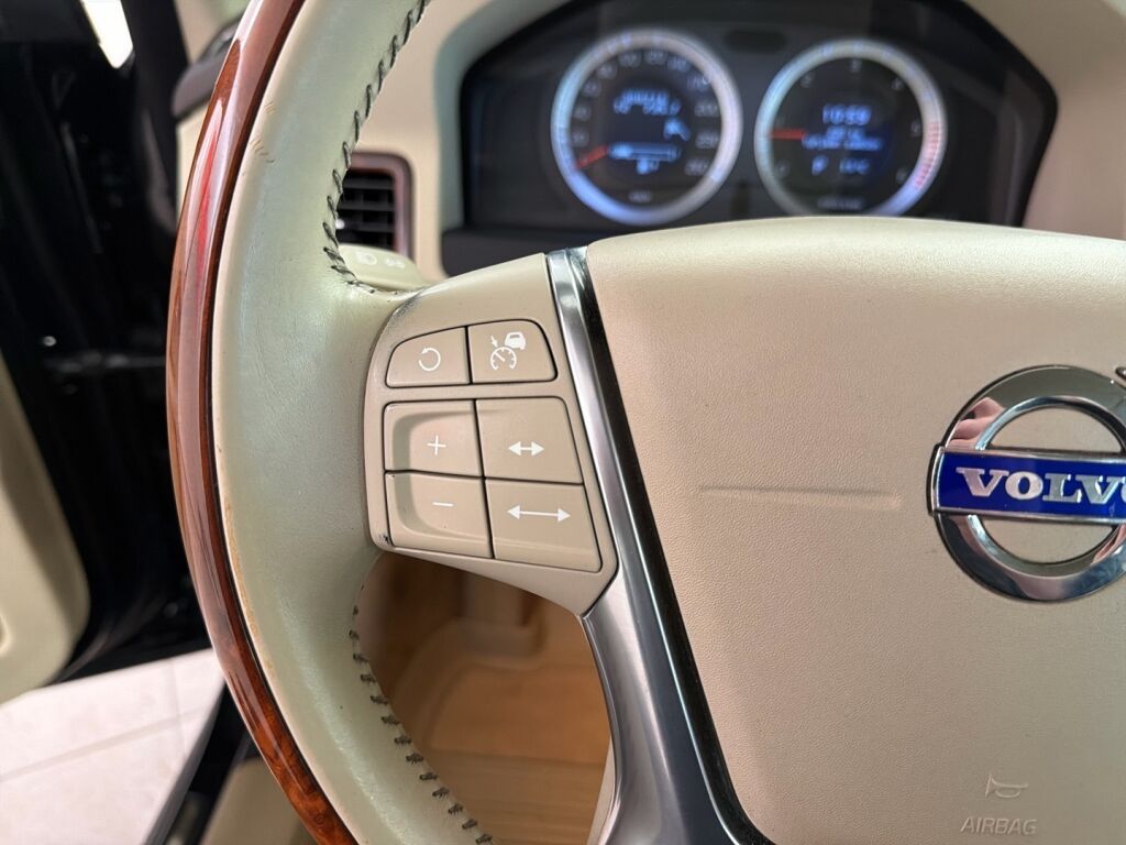 Volvo S80 2011 Musta