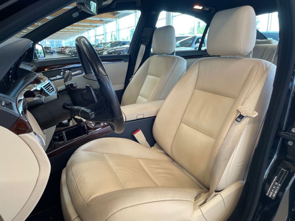Mercedes-Benz S 2011 Metallinhohto musta (Obsidian Black)