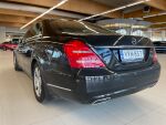 Mercedes-Benz S 2011 Metallinhohto musta (Obsidian Black)