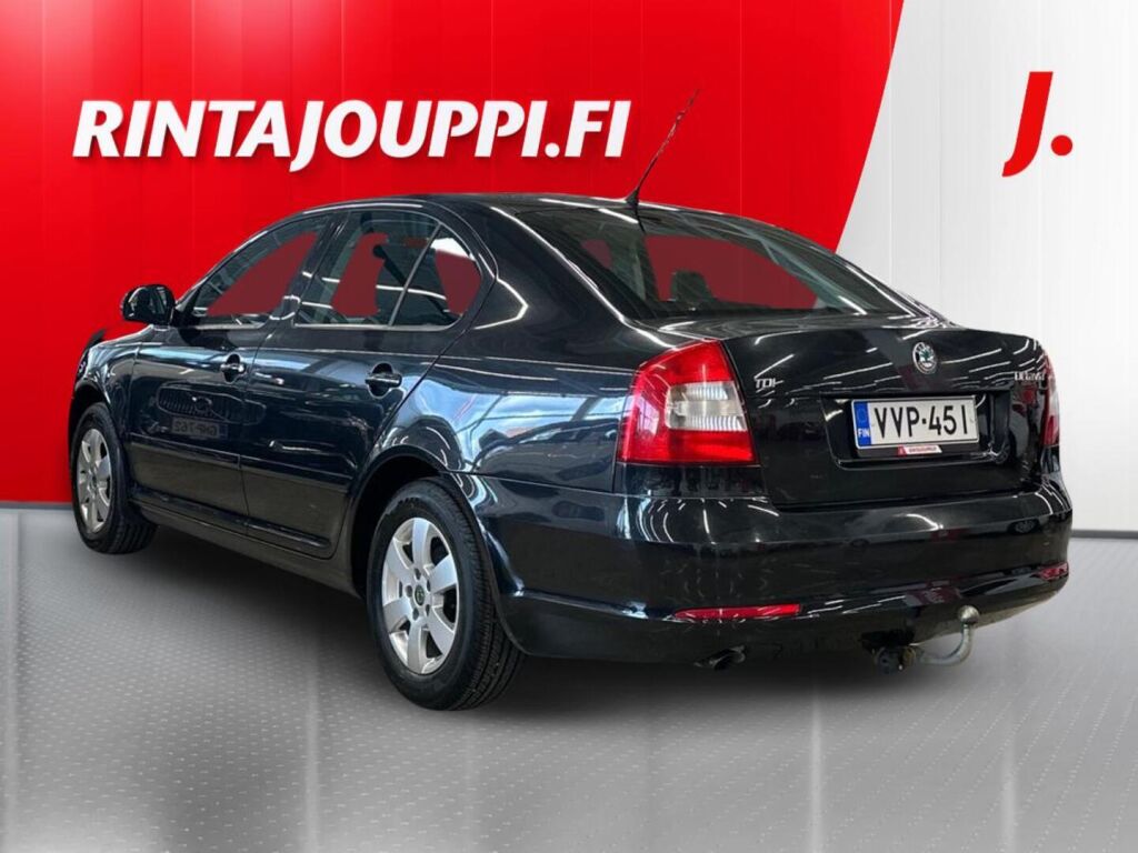 Skoda Octavia 2011 Musta