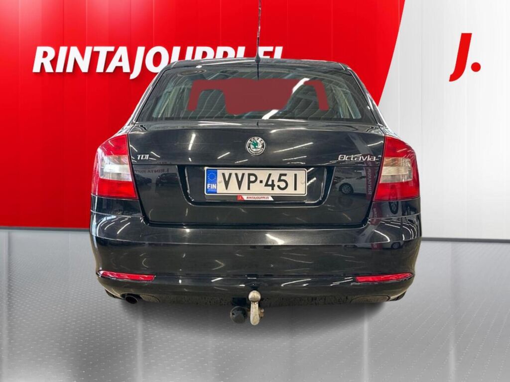 Skoda Octavia 2011 Musta