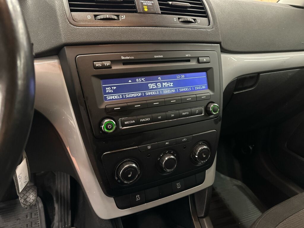 Skoda Yeti 2011 Ruskea (beige)