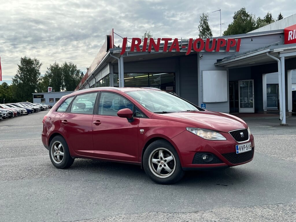 Seat Ibiza ST 2010 Punainen