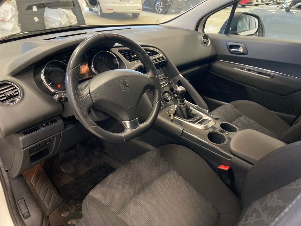 Peugeot 3008 2011 Valkoinen