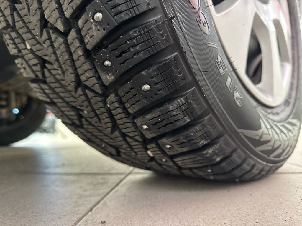 Peugeot 3008 2011 Harmaa