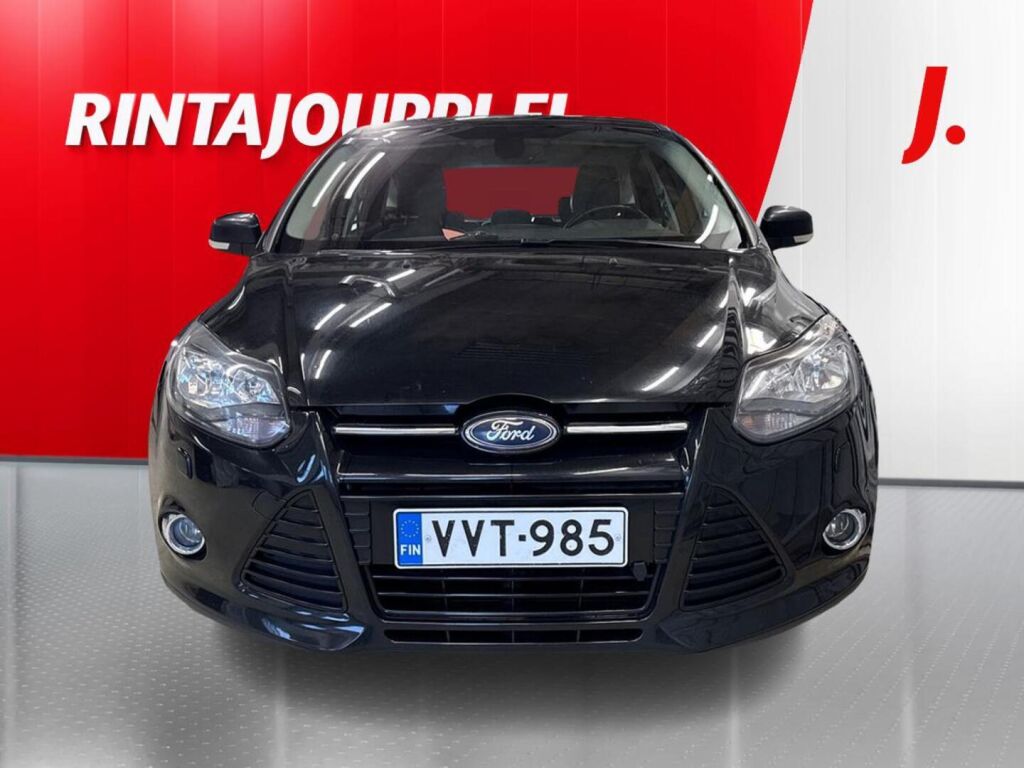 Ford Focus 2011 Musta