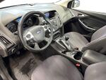 Ford Focus 2011 Musta