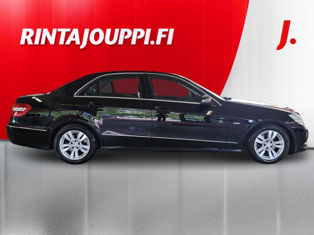 Mercedes-Benz E 2012 Musta