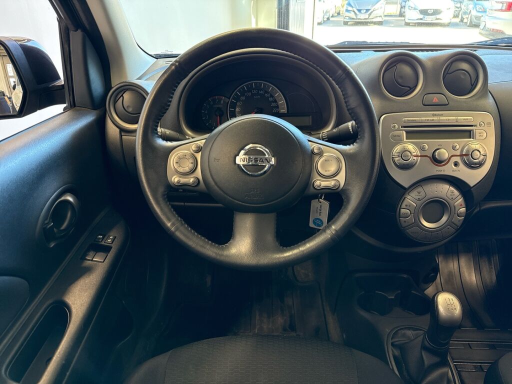 Nissan Micra 2012 Violetti