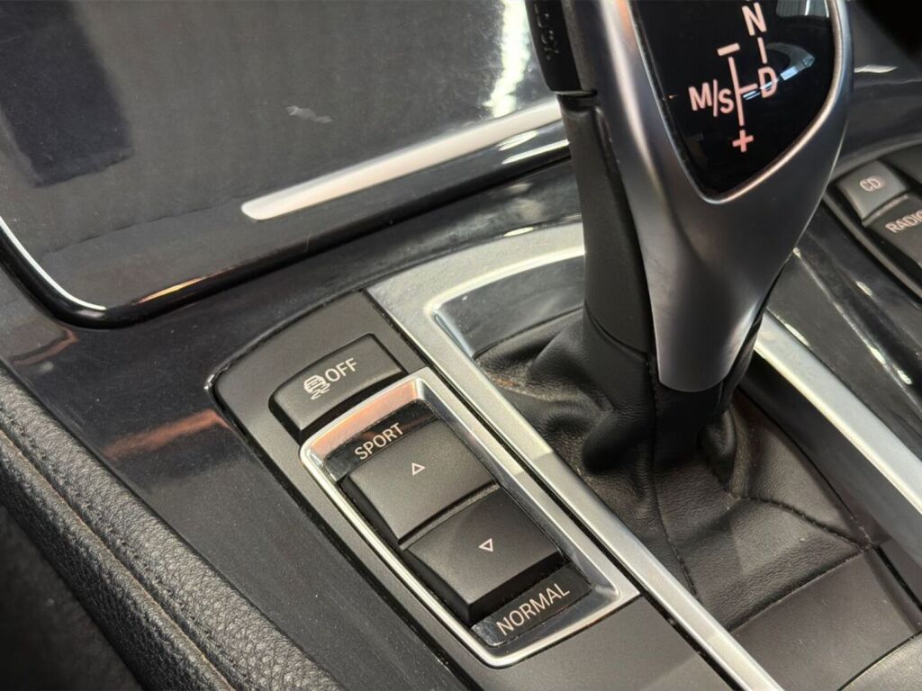 BMW 520 2011 Valkoinen