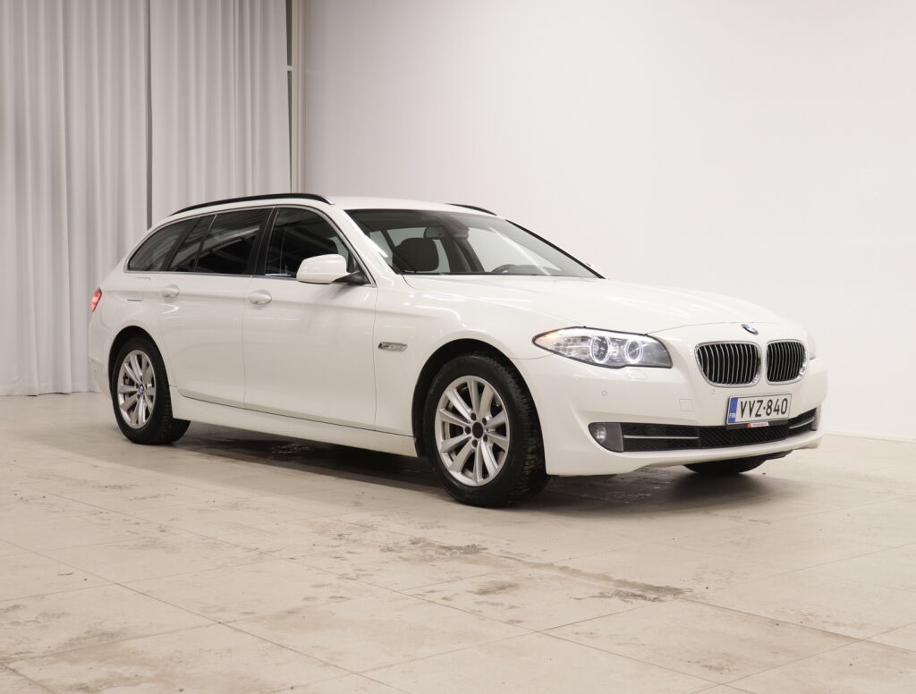 BMW 520 2011 Valkoinen