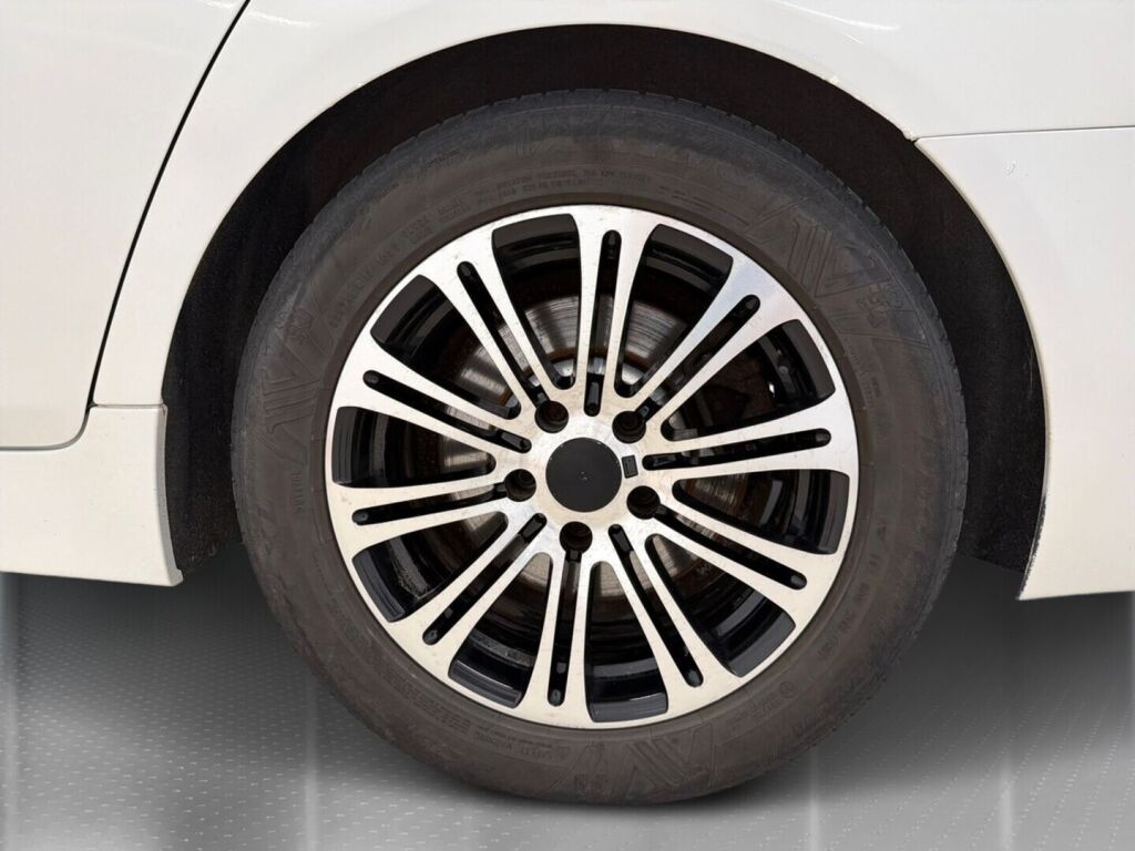 BMW 520 2011 Valkoinen