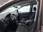 Volkswagen Touran 2012 Ruskea (beige)