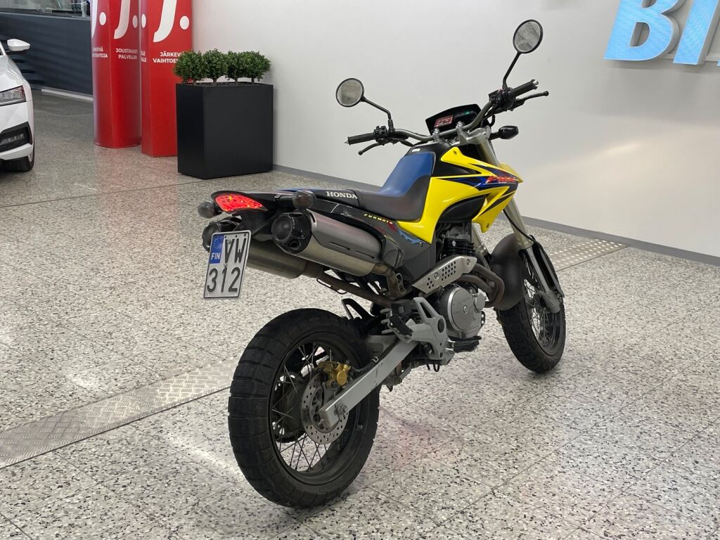 Honda FMX 2008 Keltainen