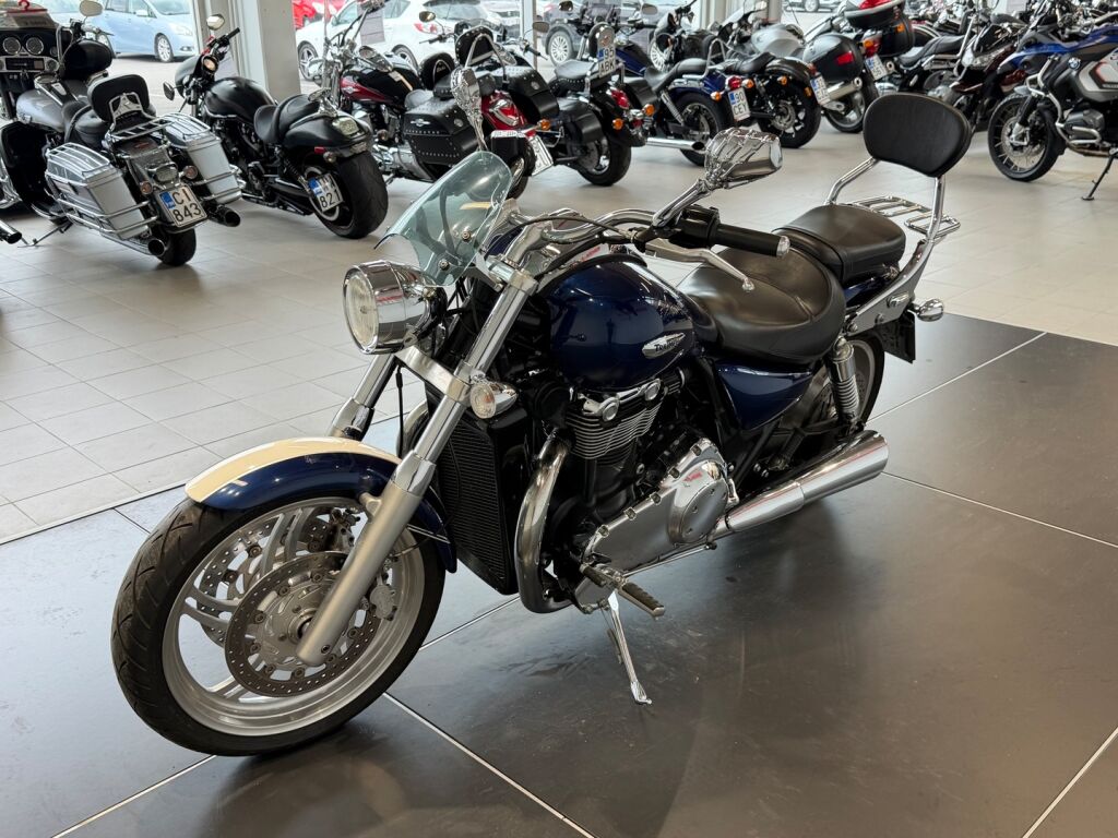 Triumph Thunderbird 2009 moniväri