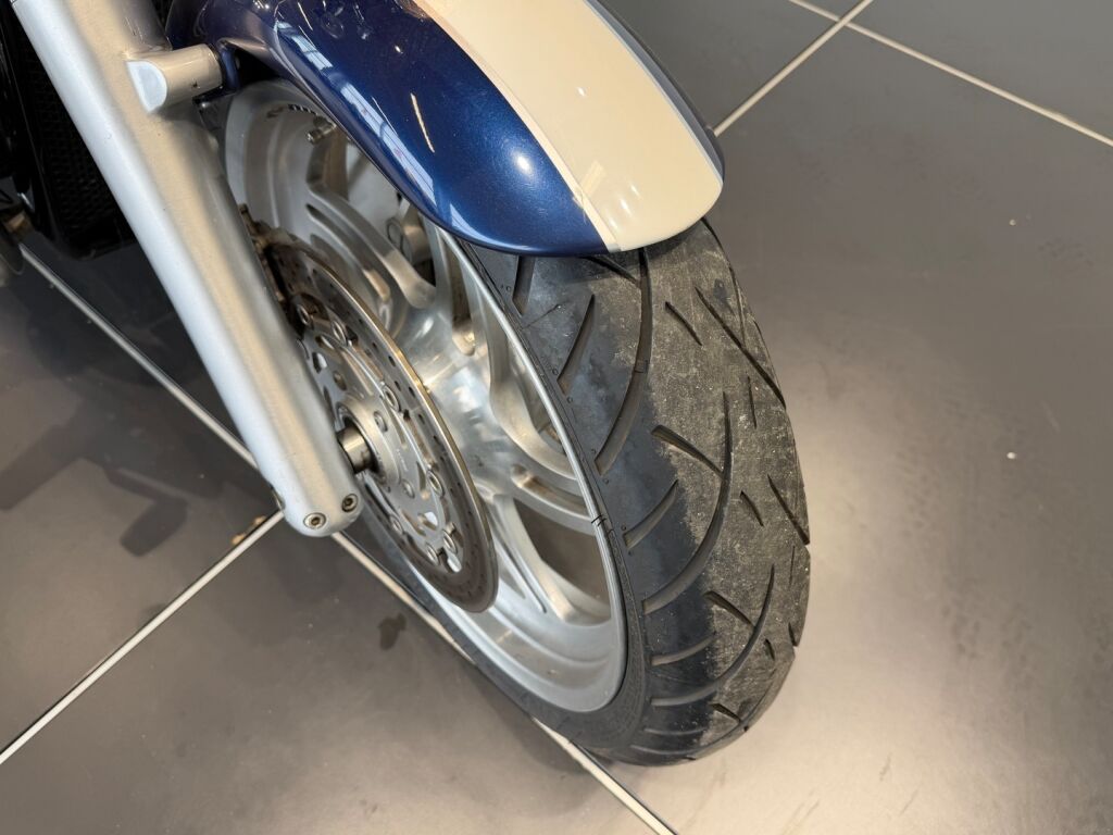 Triumph Thunderbird 2009 moniväri