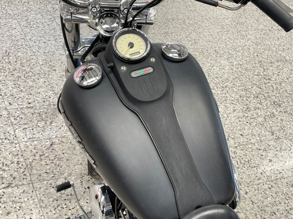 Harley-davidson DYNA 2010 