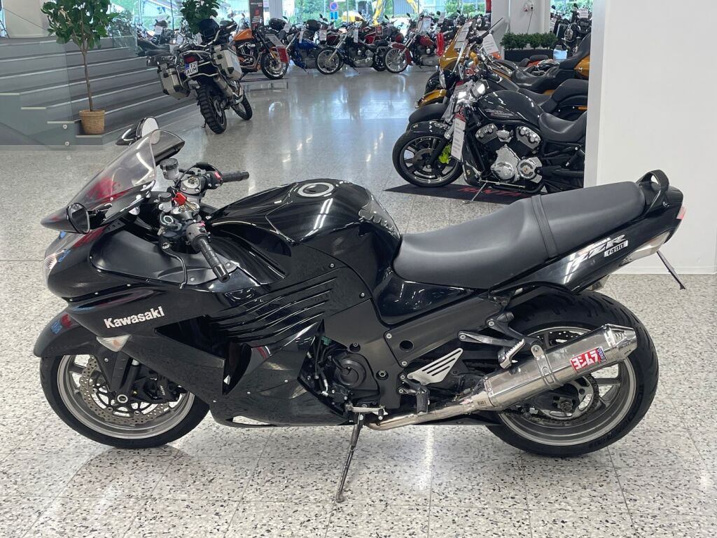 Kawasaki ZZR 2007 MH % O R 9