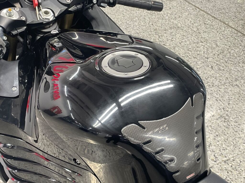 Kawasaki ZZR 2007 MH % O R 9