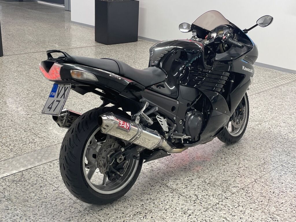 Kawasaki ZZR 2007 MH % O R 9
