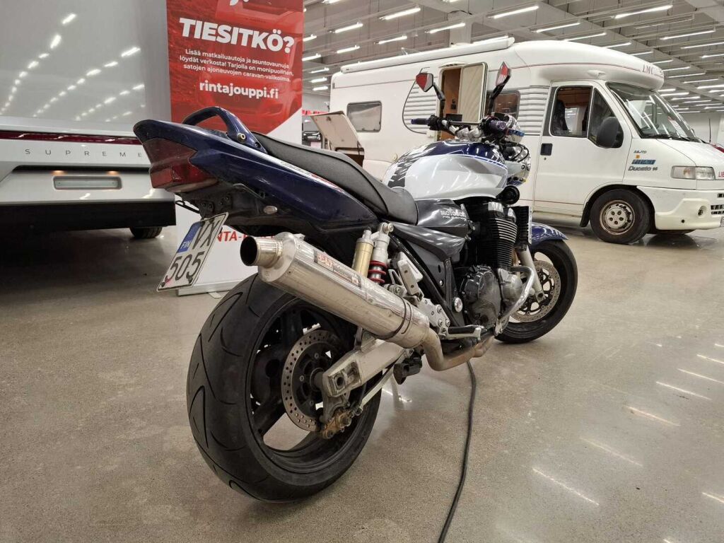 Suzuki GSX 2007 moniväri