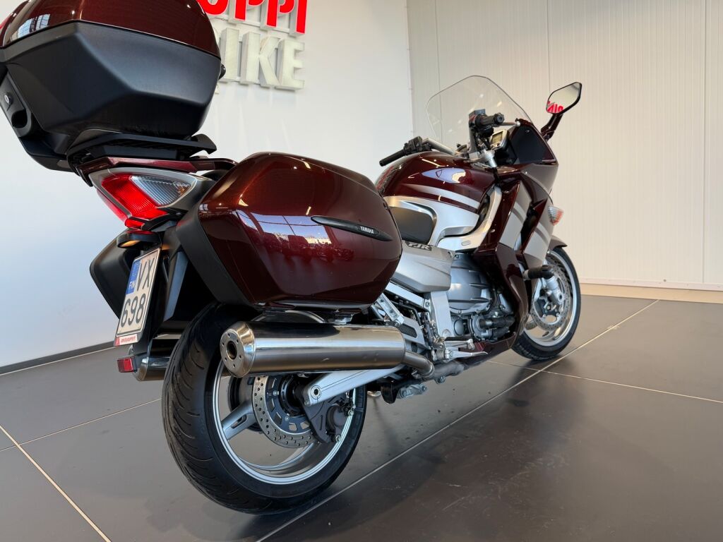 Yamaha FJR 2007 Musta