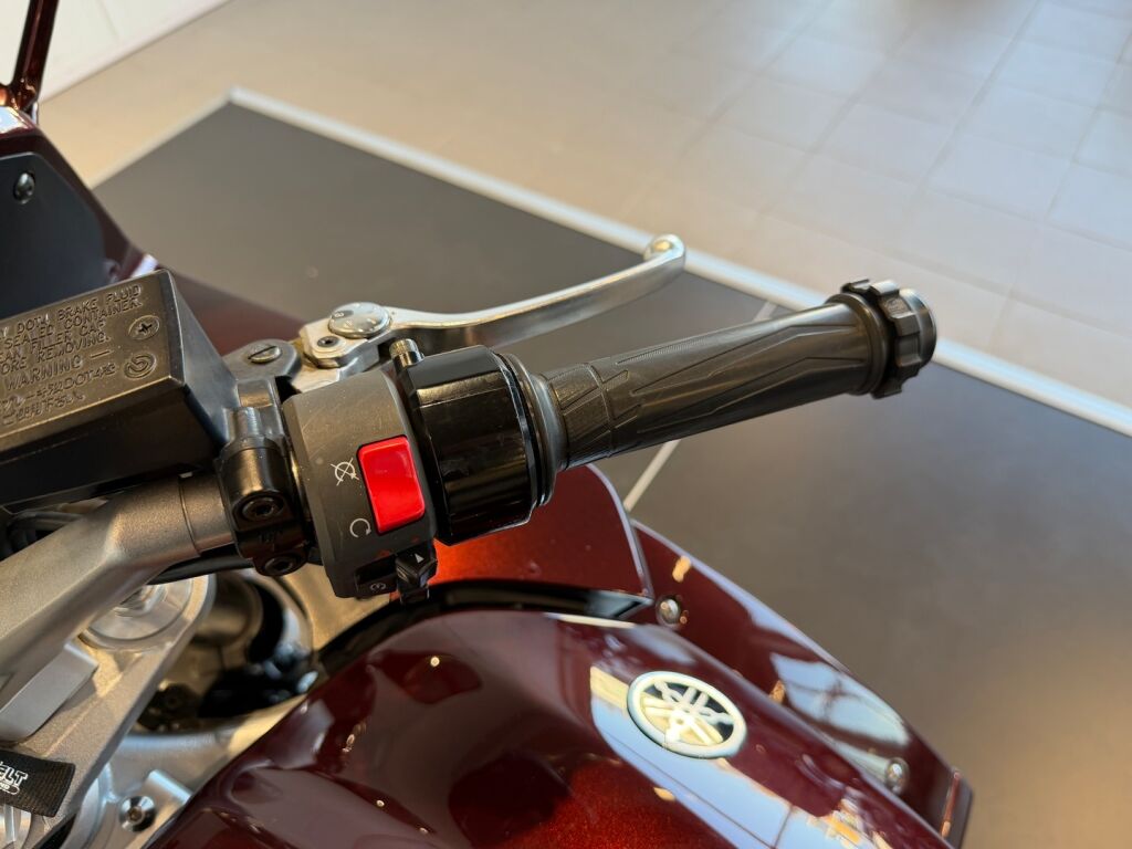 Yamaha FJR 2007 Musta