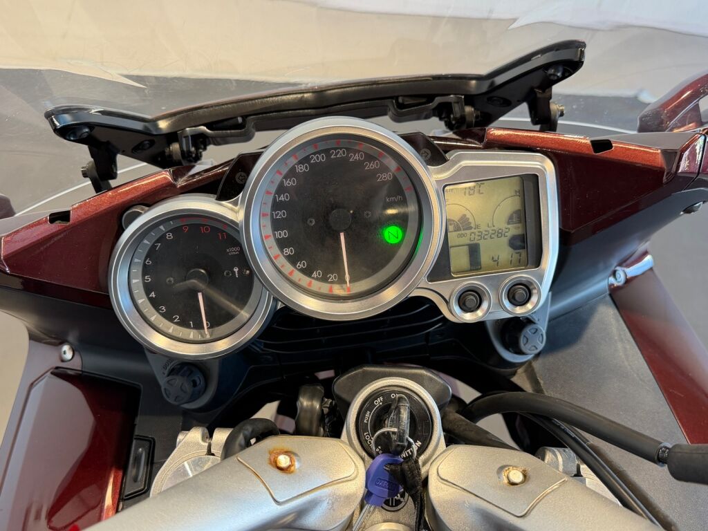 Yamaha FJR 2007 Musta